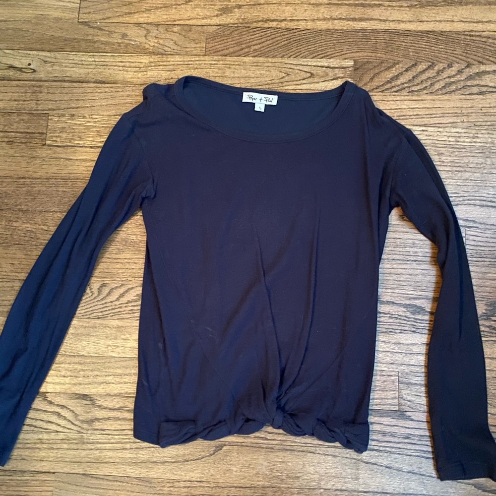 Piper and Paul ladies navy sweater front knot size small